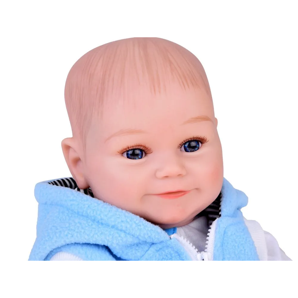 Opakowanie zestawu z lalką chłopcem i akcesoriami