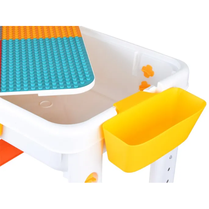 gładka powierzchnia blatu do nauki i gry