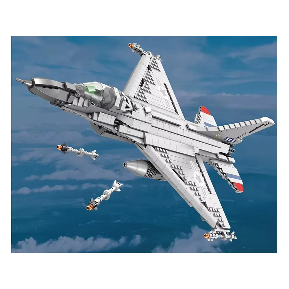 Fragment kokpitu i unikalnej dyszy ogonowej repliki myśliwca