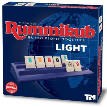 pudełko gry Rummikub Light z widocznymi kolorowymi płytkami
