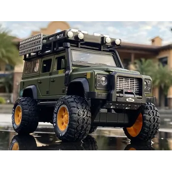 zbliżenie na detale dachu z bagażnikiem i kanistrami