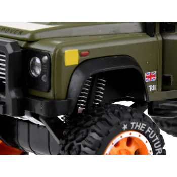 samochód terenowy z włączonymi światłami led