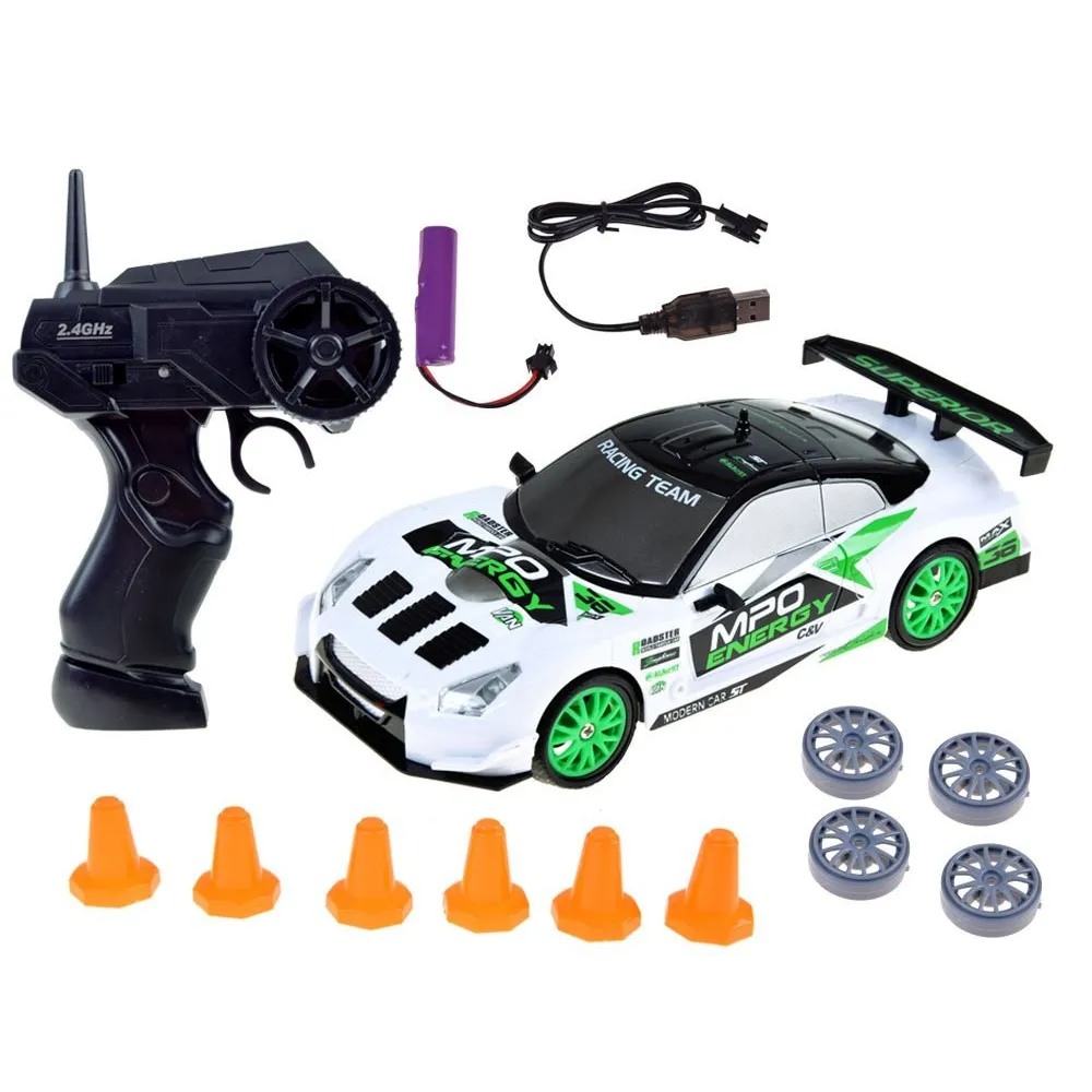 zbliżenie na detal nadwozia rajdowego auta rc