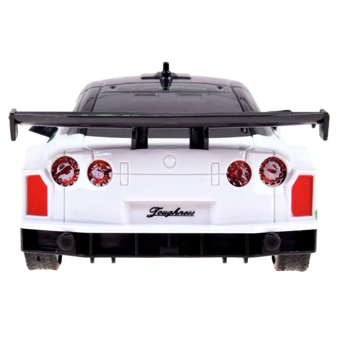 widok zapasowych kół do samochodu rc drift