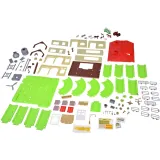 Stodoła z otwartym dachem oraz silos na zboże widoczne z boku