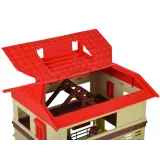 Sceneria farmy z wiatrakiem, latarnią, drzewem i ogrodzeniem