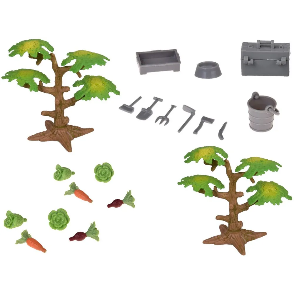 traktor z przyczepą i skrzynią ustawiony na farmie