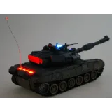 Zestaw z czołgistą i karabinem maszynowym w otwartym włazie