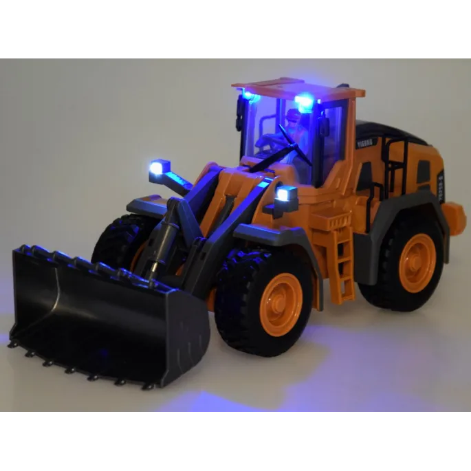 spychacz rc podczas jazdy do przodu na powierzchni