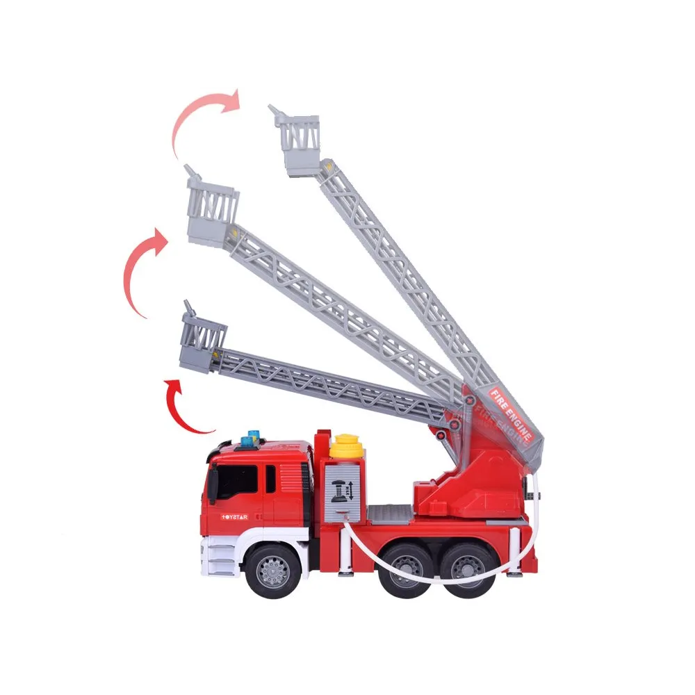 pompka wodna i wąż strażacki z funkcją lania wody