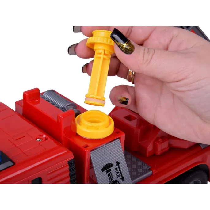 prawa strona pojazdu strażackiego z otwartą klapą i detalami