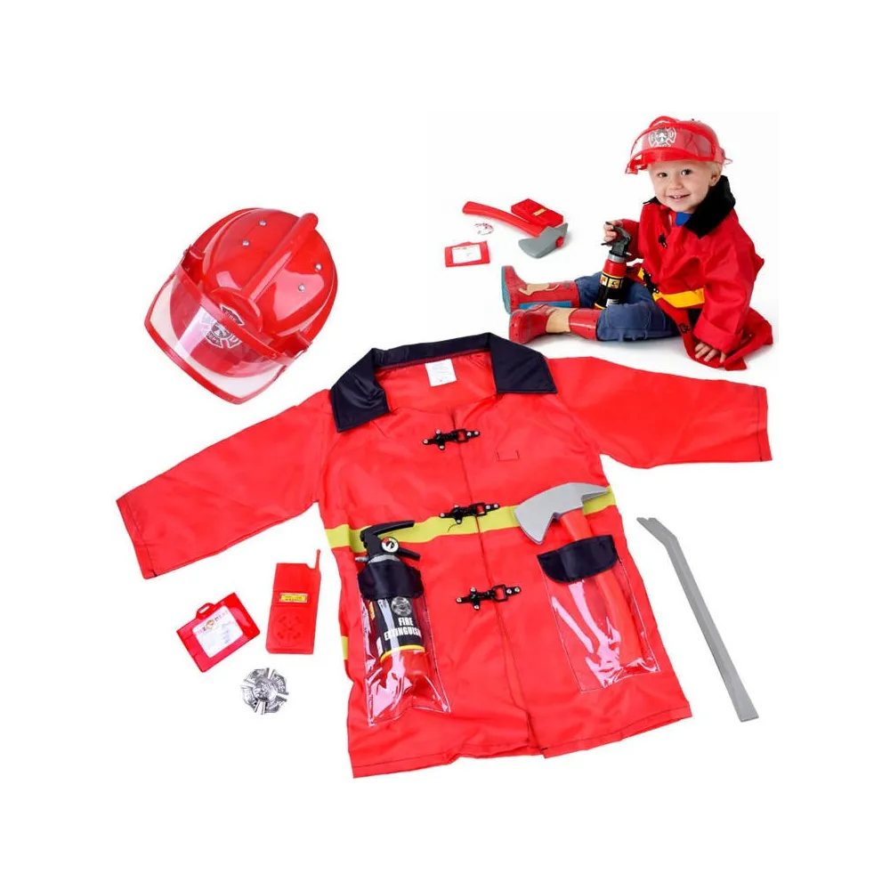 Strój strażaka z kompletnym wyposażeniem na białym tle