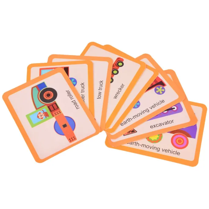 Elementy zestawu: tablica, puzzle budowlane i pisak suchościeralny