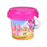 widok całego zestawu taczki, wiaderka i akcesoriów do piasku