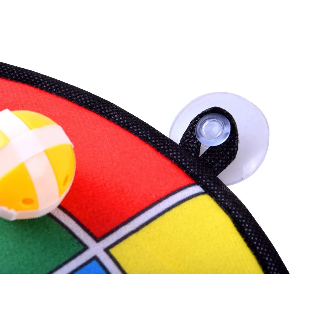 komplet tarcz i piłek do gry zręcznościowej ułożony w pudełku