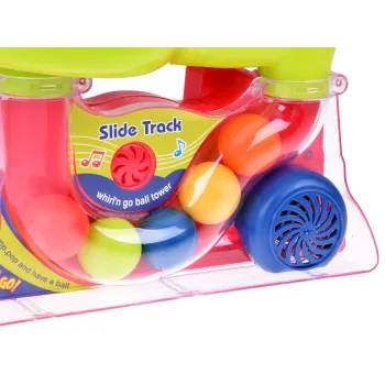 Wyjmowane, barwne piłeczki gotowe do wrzucenia na tor