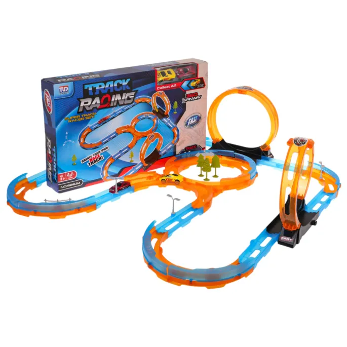 Zbliżenie na pętlę 360 stopni w kolorowym torze wyścigowym dla dzieci