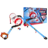 Zbliżenie na autko z napędem pull back jadące po torze