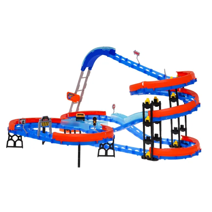 ozdobne naklejki i znaki drogowe jako dodatki do toru