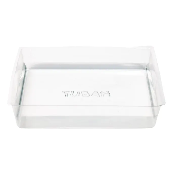 Widok gotowych żelkowych postaci umieszczonych w akwarium