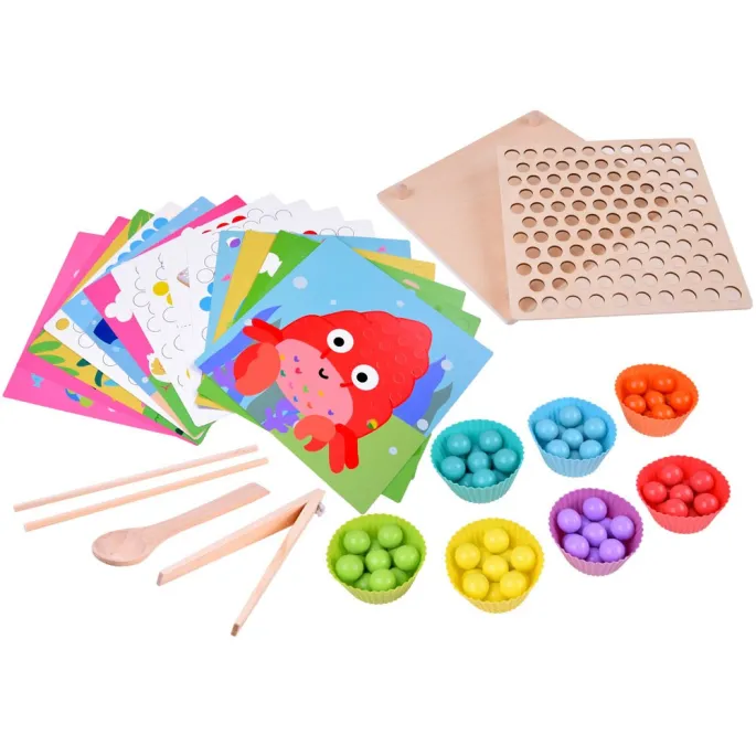 Drewniany panel z mozaiką ułożoną z koralików w siedmiu kolorach