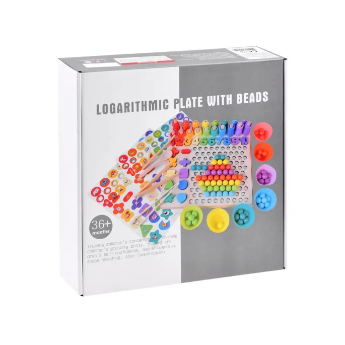 dziecko bawiące się układanką nauka liczenia na stole