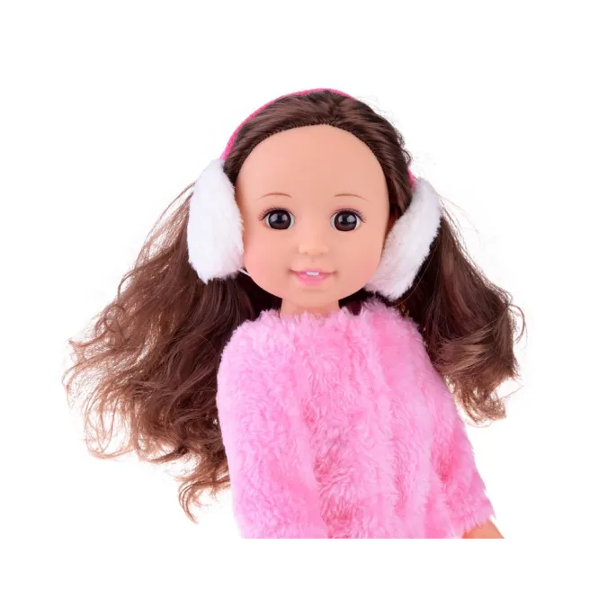 Zbliżenie na brązowe, falowane włosy lalki do czesania