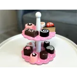 Widok patery z ciasteczkami w naturalnym świetle