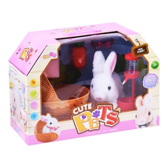 pełen zestaw akcesoriów wraz z miękkim króliczkiem na tle koszyczka