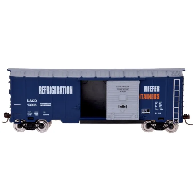 detal bocznej ściany wagonu z przesuwnymi drzwiami w skali 1:87