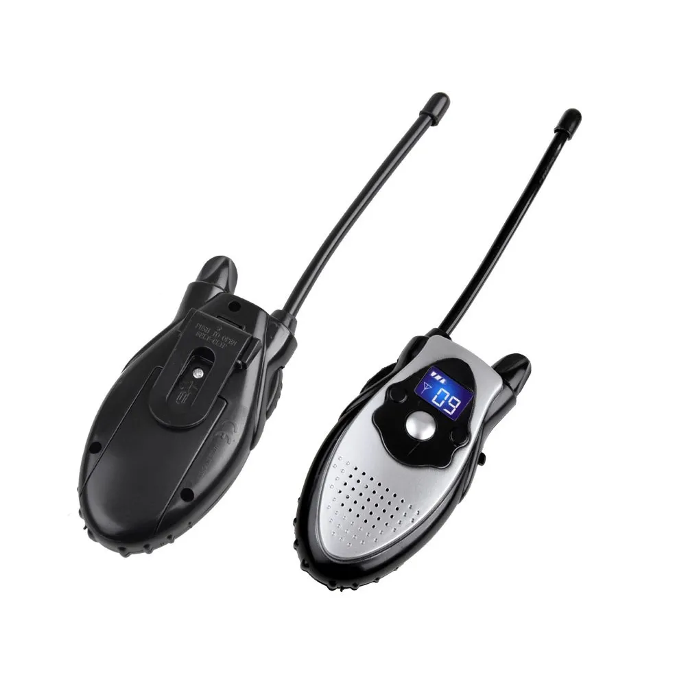 kolorowe opakowanie zestawu walkie talkie z motywem policji