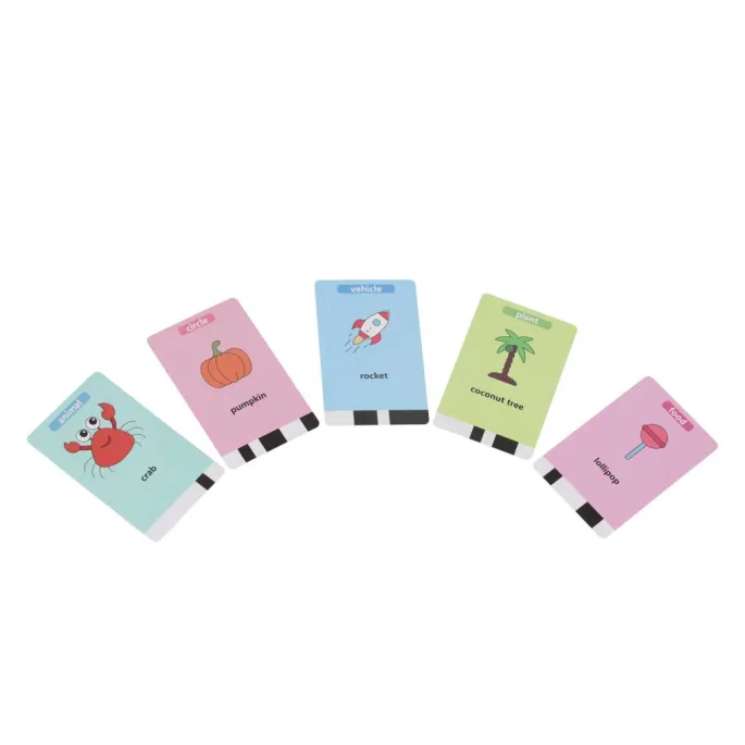 robot z antypoślizgową podstawą na stole