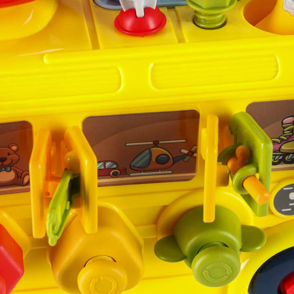 trwałe części zestawu do montażu pokazane na białym tle