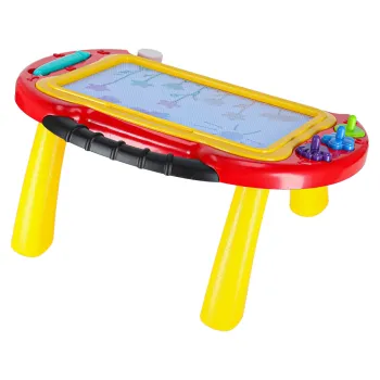 czerwony stolik do rysowania z turkusowym rysikiem