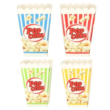 detal na żółte, białe i brązowe ziarenka kukurydzy