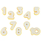 królik na huśtawce z marchewkami jako część zestawu