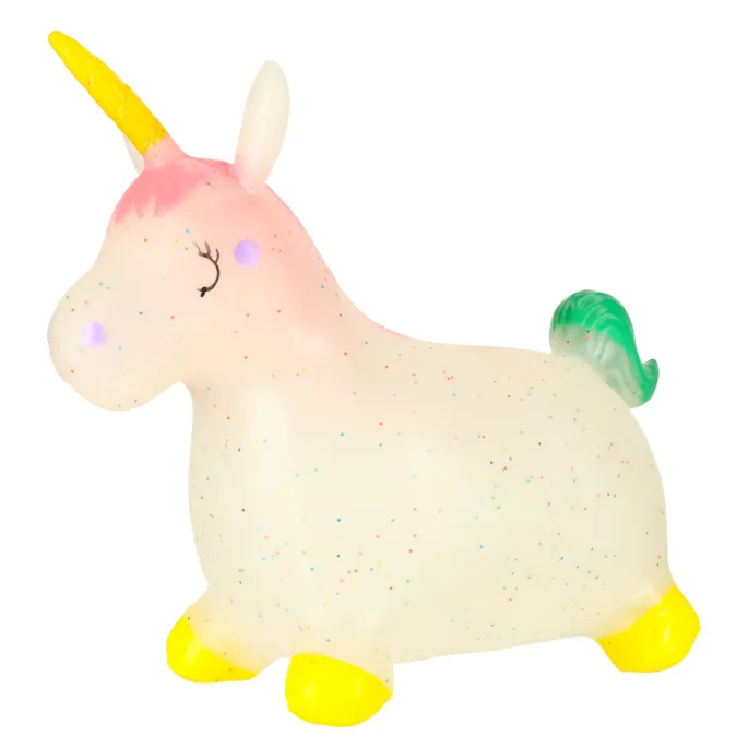 Detail skoczka - kolorowa grzywa i ogon jednorożca