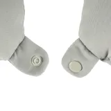 ergonomiczny kształt rogala podtrzymujący szyję i głowę dziecka