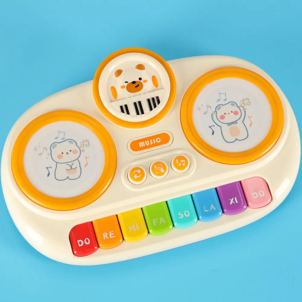 organki beżowe w trakcie użytkowania – pierwsze muzyczne kompozycje