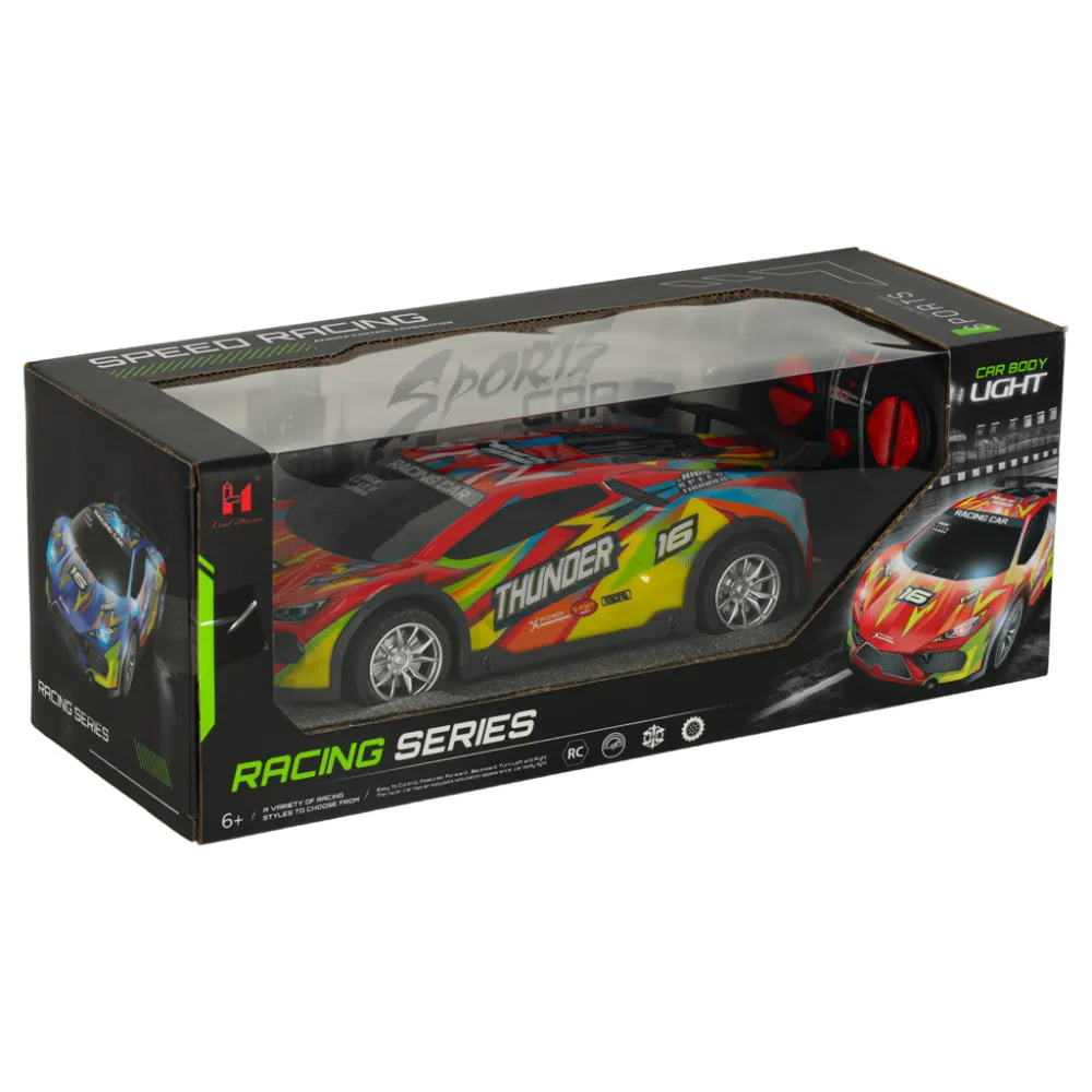 widok samochodu rc na różnych powierzchniach zabawy