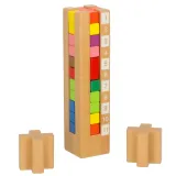 Kolorowe klocki układane na podstawce z bliska