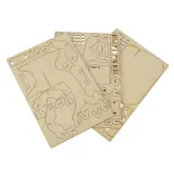 drewniane elementy konstrukcyjne przed złożeniem w domek