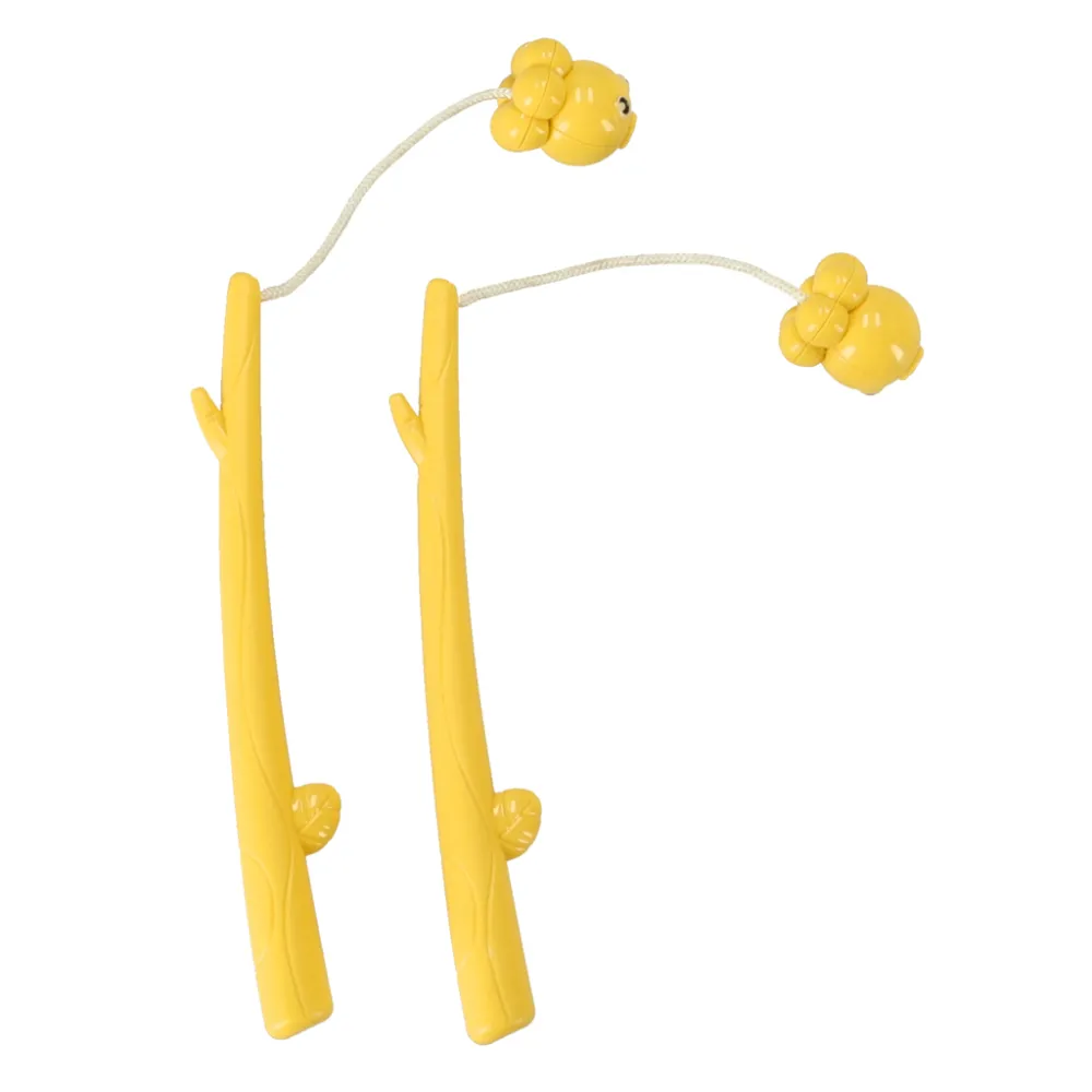 dziecięca zabawka sensoryczna krab pokazana w kartonie z okienkiem