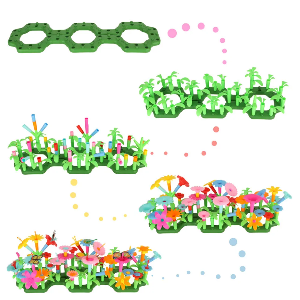 konstrukcja kwiatka z klocków na białym tle