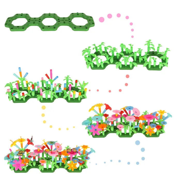 konstrukcja kwiatka z klocków na białym tle