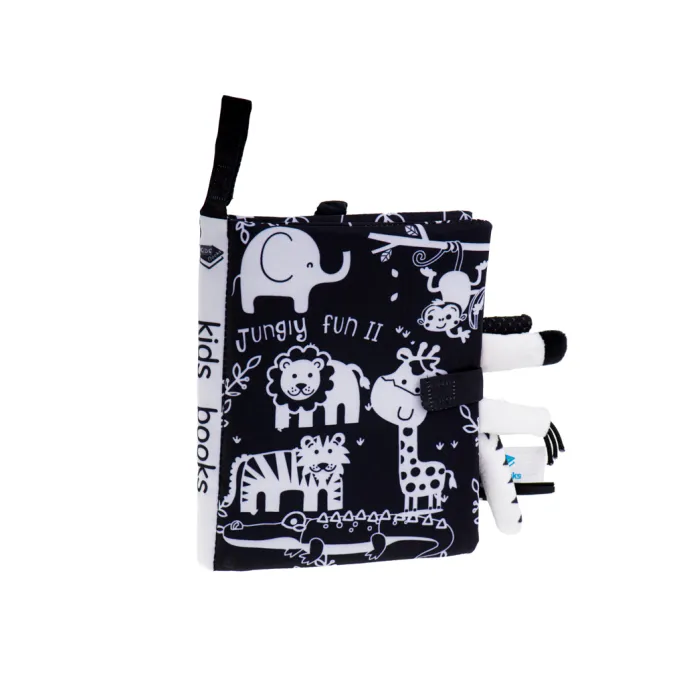 zbliżenie na kontrastowe ilustracje zwierząt w książeczce sensorycznej