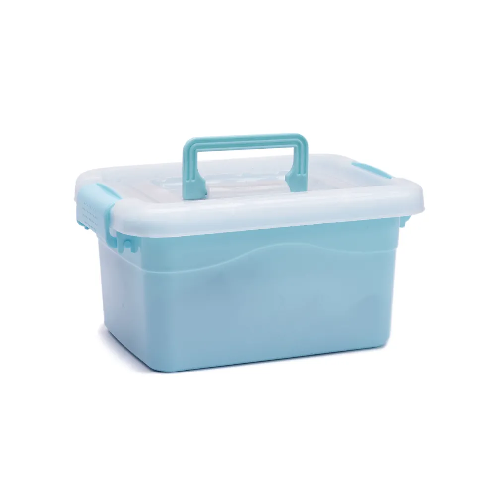 widok wszystkich 114 elementów zestawu żołnierzyków z bazą