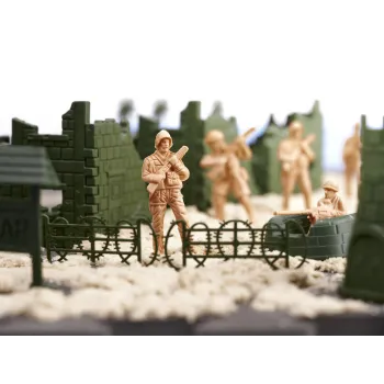 elementy zestawu rozłożone na jasnym tle, gotowe do zabawy