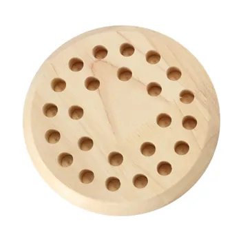 Wszystkie elementy zestawu gry logicznej memory przed rozgrywką