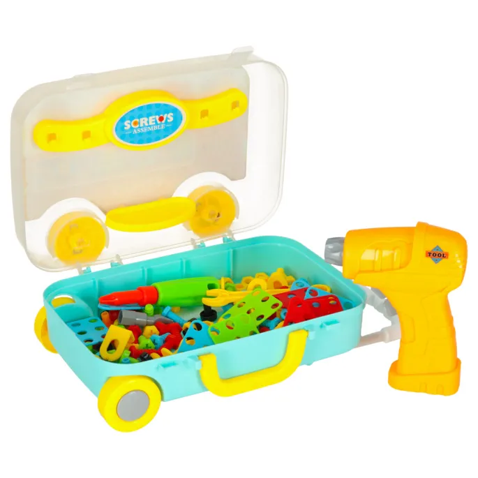 zbliżenie na skręcane śrubki we wzorze na tablicy konstrukcyjnej